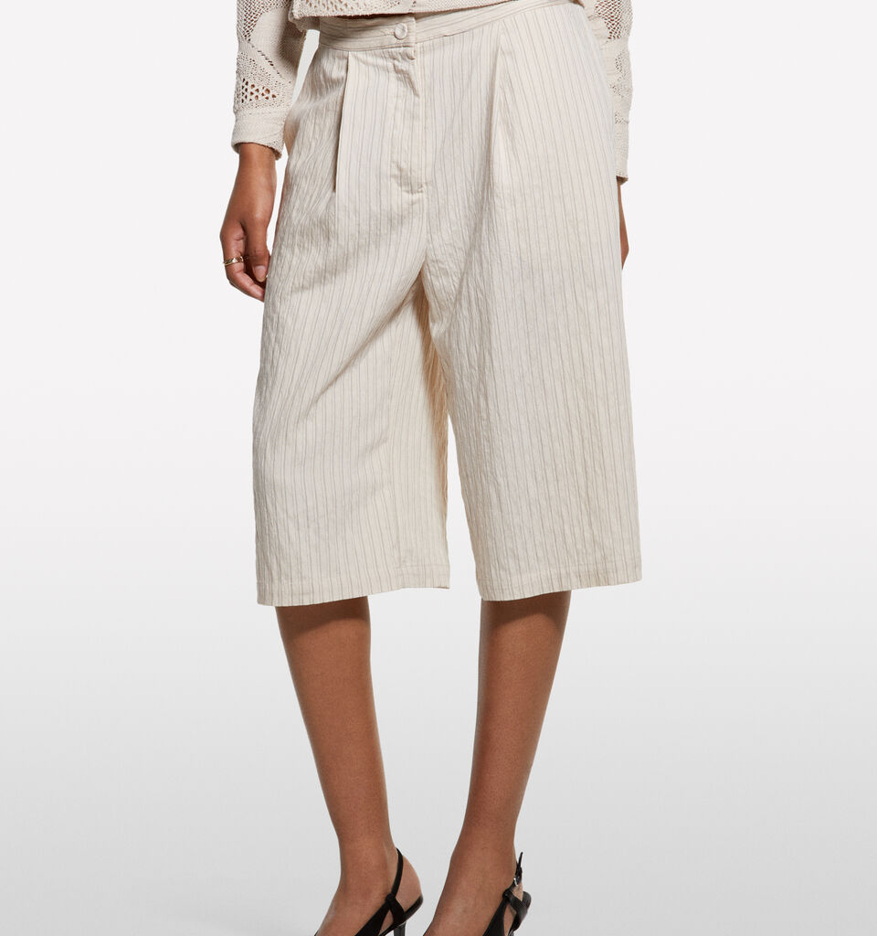 Βερμούδα λευκή κρεμ ριγέ - παντελόνια σορτς γυναικεία - Λευκο Κρεμ | Sisley image number 3